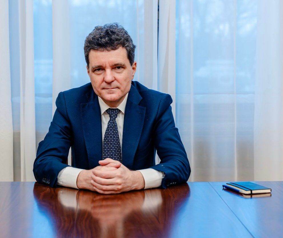 Nicuşor Dan: Educaţia, cheia integrării reale a romilor