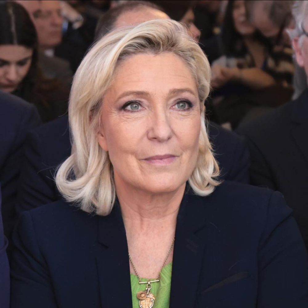 Le Pen: Reacția CE, motiv de îngrijorare pentru unguri