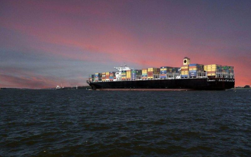 Maaal.com: Iranul pierde zilnic 435 milioane dolari din cauza blocadei Ormuz