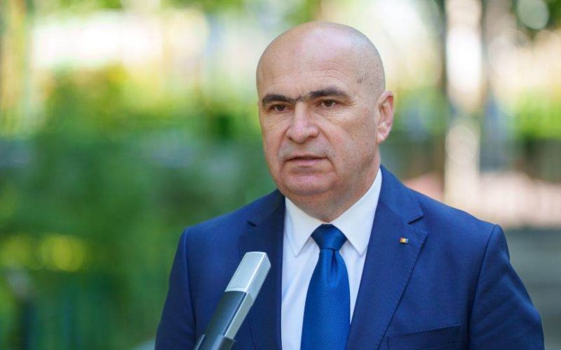 Bolojan negociază pentru guvern minoritar și PNRR: Ce se întâmplă