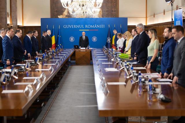 Guvernul a aprobat înființarea unei rețele de date despre durabilitatea agricolă Guvernul a aprobat, joi, înființarea Rețelei de date referitoare la durabilitatea agricolă, un proiect amplu care vizează modernizarea și eficientizarea analizei sectorului agricol din România