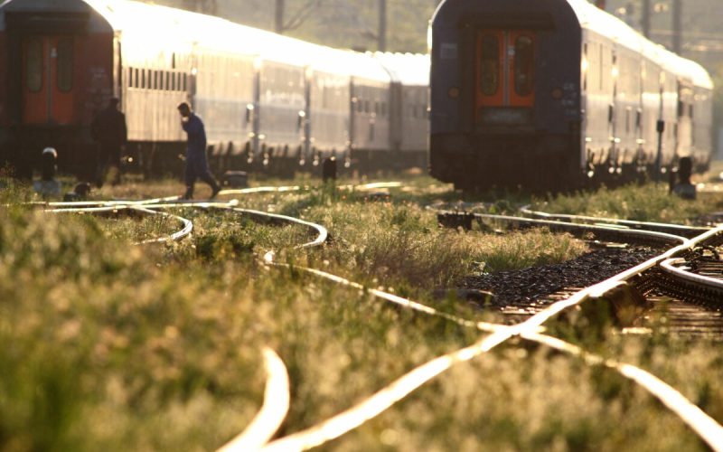 Tren ucigaș pe ruta București-Constanța: O femeie și-a pierdut viața pe șine