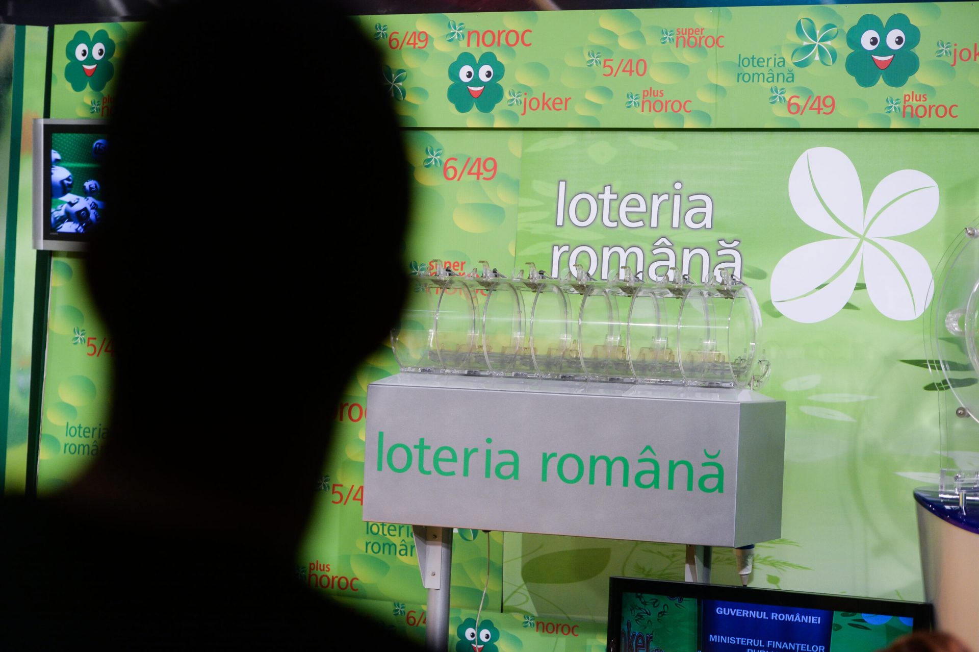 Unde vezi extragerile speciale loto de paște: Câți români au dat lovitura săptămâna trecută
