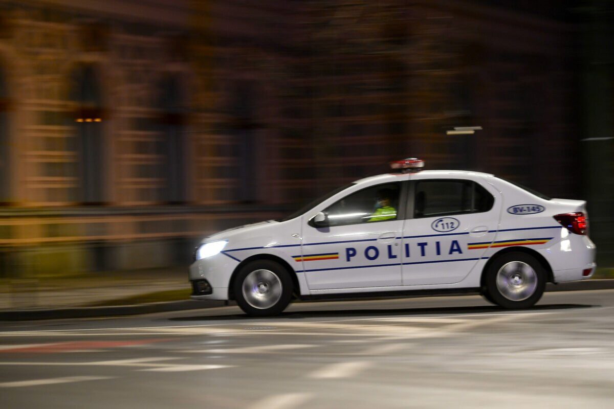 Accident mortal de Paște în Ilfov: Doi tineri și-au pierdut viața după ce mașina a lovit un copac