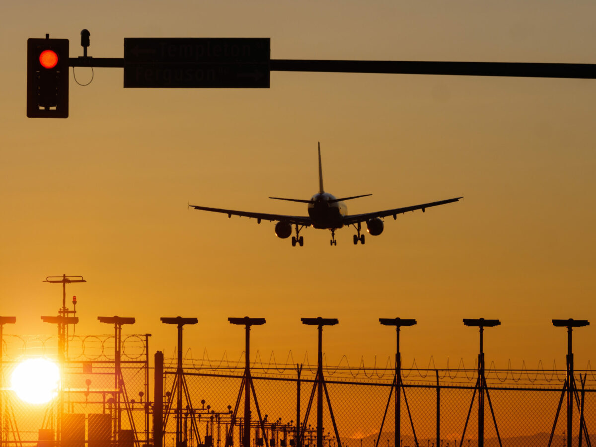 Companiile Aeriene, Schimbări Majore: Când se închid ghișeele de check-in în România?