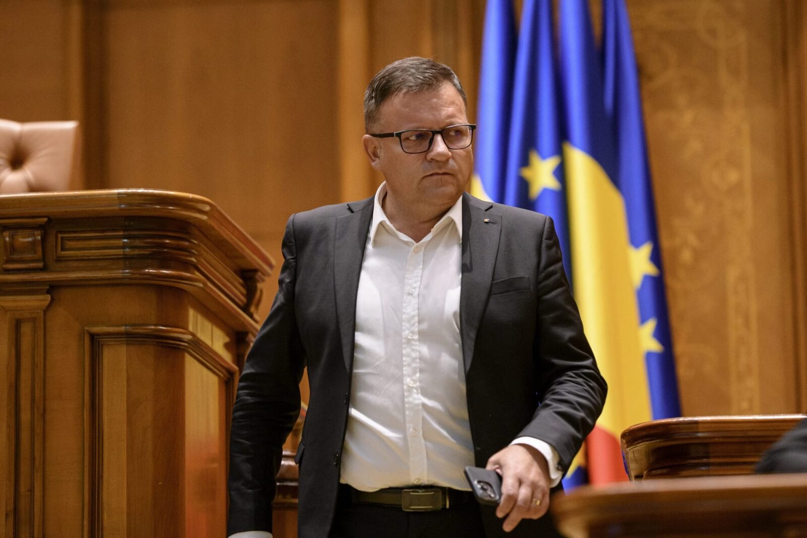 Budăi, atac dur la PNL și USR: „Au descoperit un nou pericol: Scaunele din Guvern”
