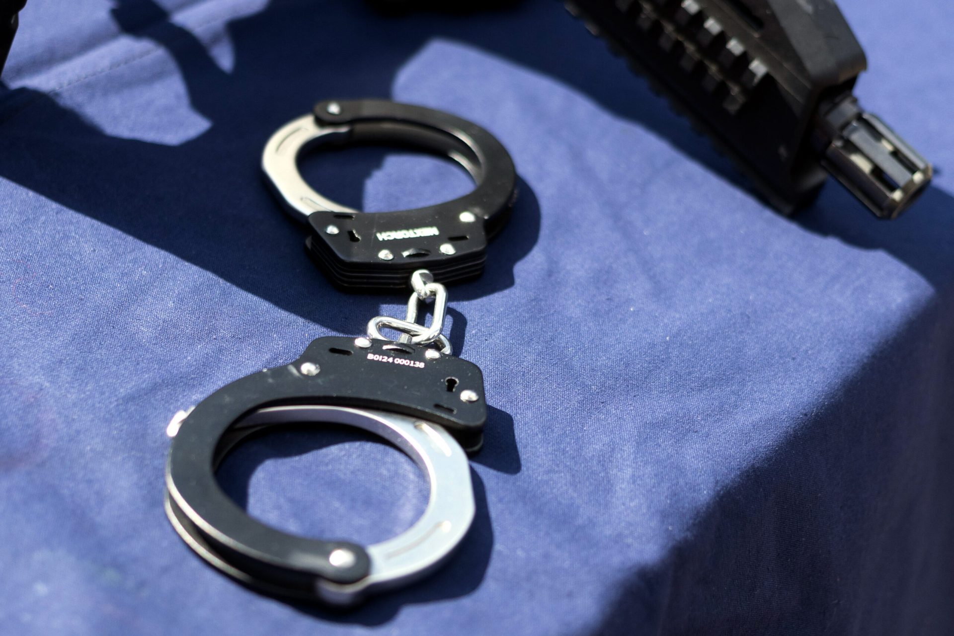 Turc prins cu zeci de kg de cocaină, arestat preventiv