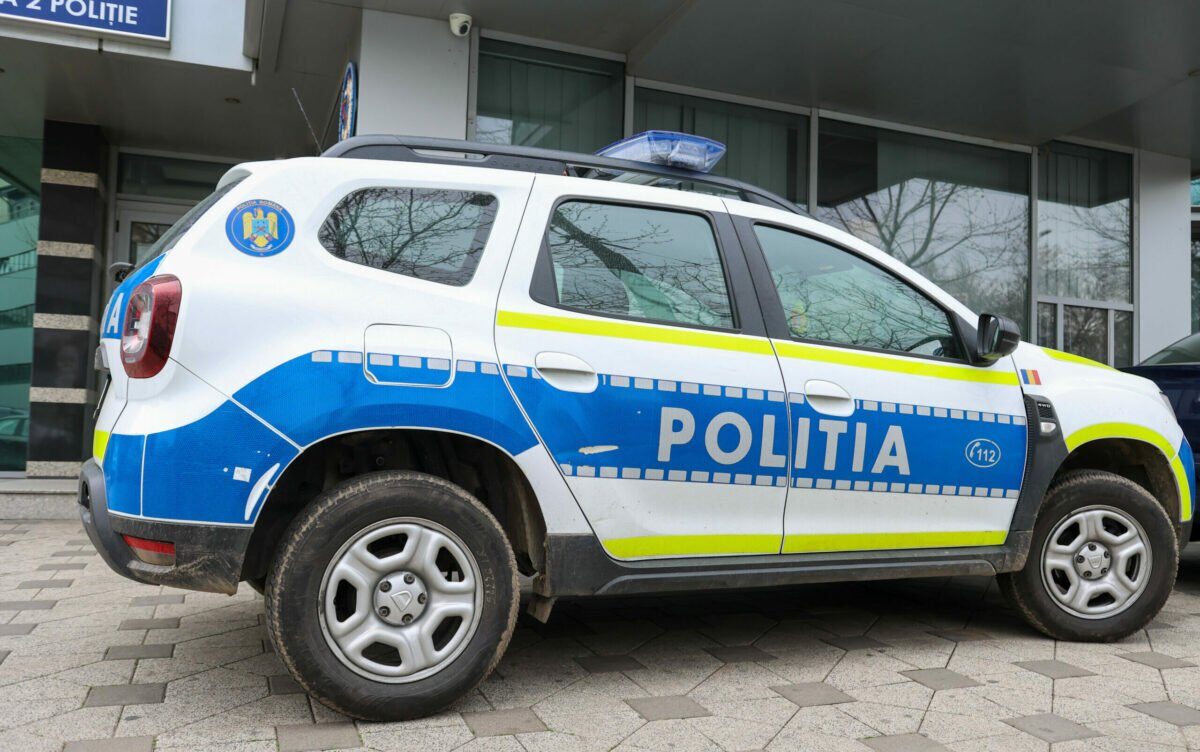 Monumente vandalizate la Cimitirul Evreiesc Reghin: Poliția investighează atacul