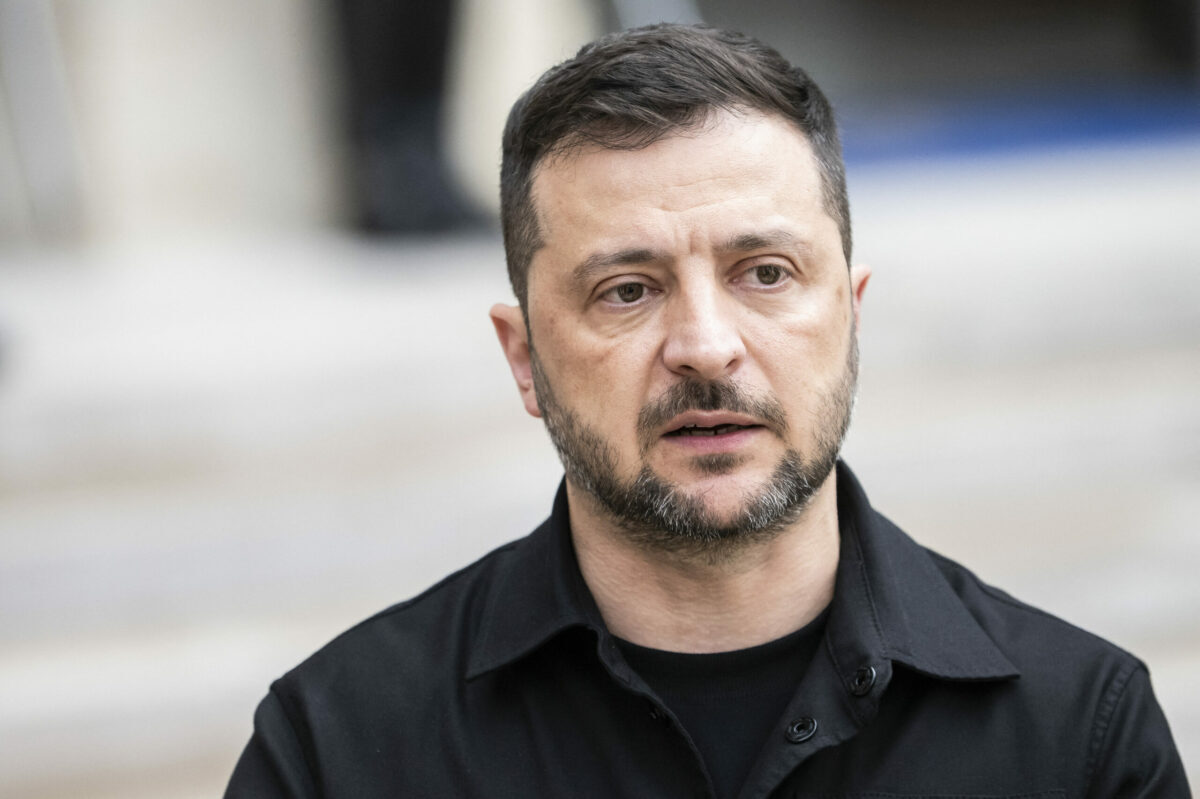 Zelenski: Belarus pregătește terenul pentru atac, drumuri și tunuri spre Ucraina