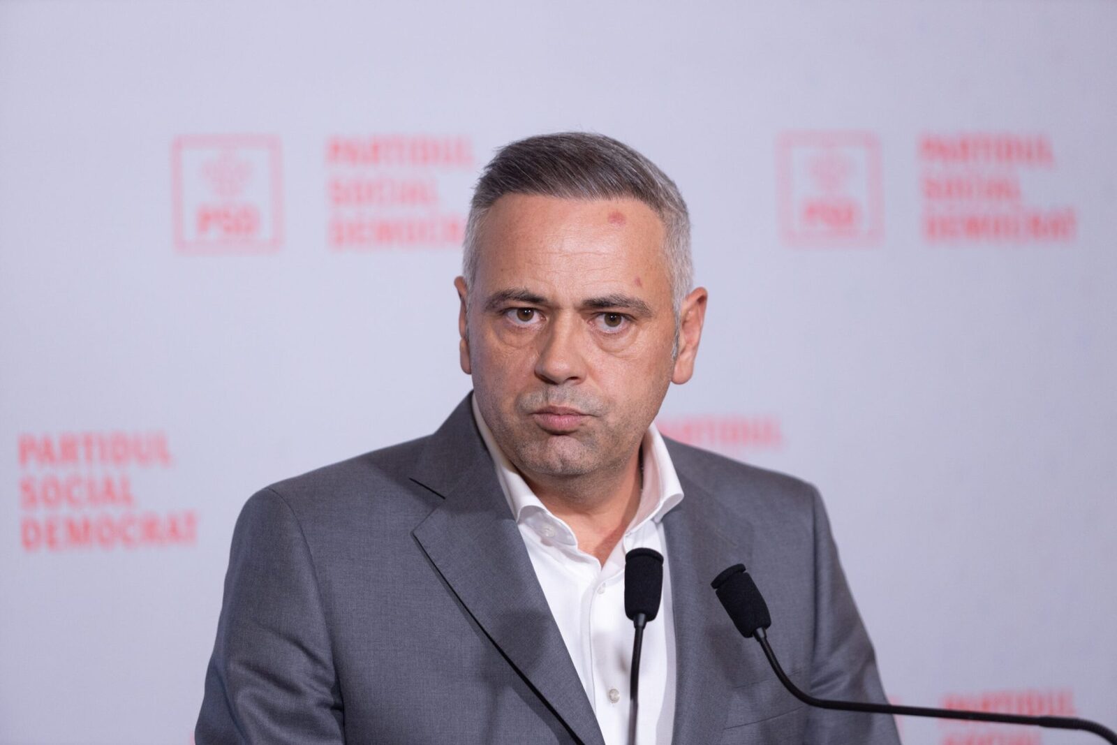Ministrul Agriculturii, atac la Premier: 3 milioane ha, risc de necultivat în România