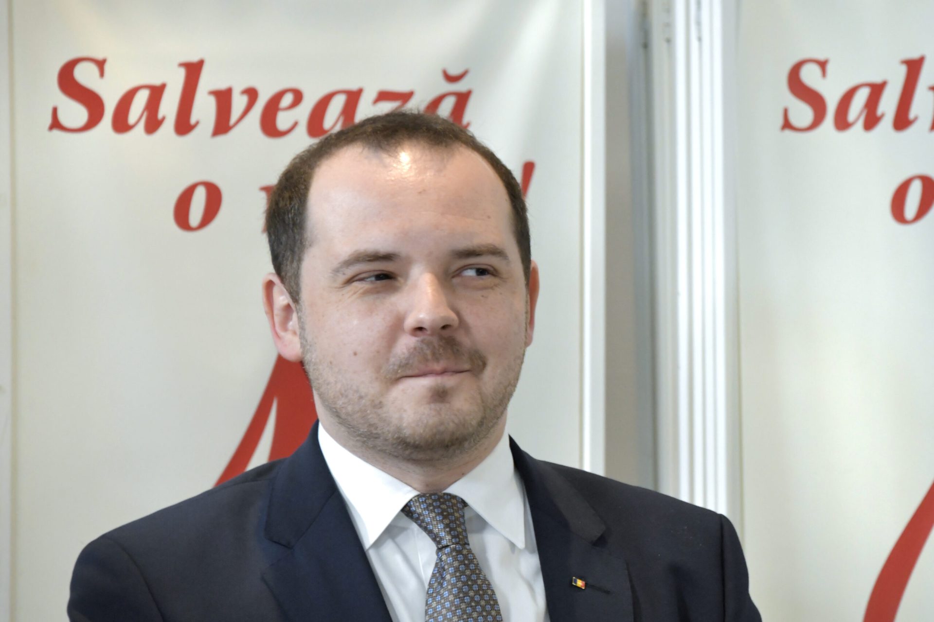 Rogobete, anchetat pentru achiziția de vaccinuri Pfizer: Incompetență sau obediență