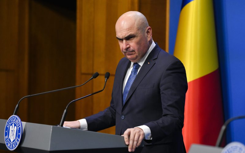 Premierul ILIE BOLOJAN a declarat miercuri că România nu se confruntă cu probleme de aprovizionare cu carburanți, în ciuda contextului internațional tensionat