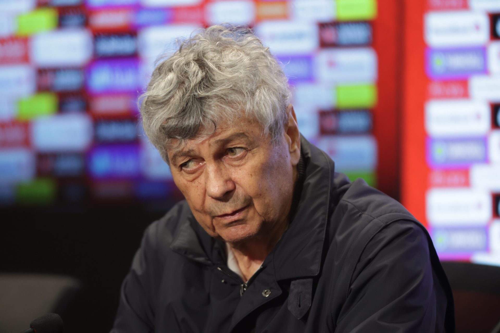 Rogobete: Mircea Lucescu, în stare critică la ATI, după ultimele informații
