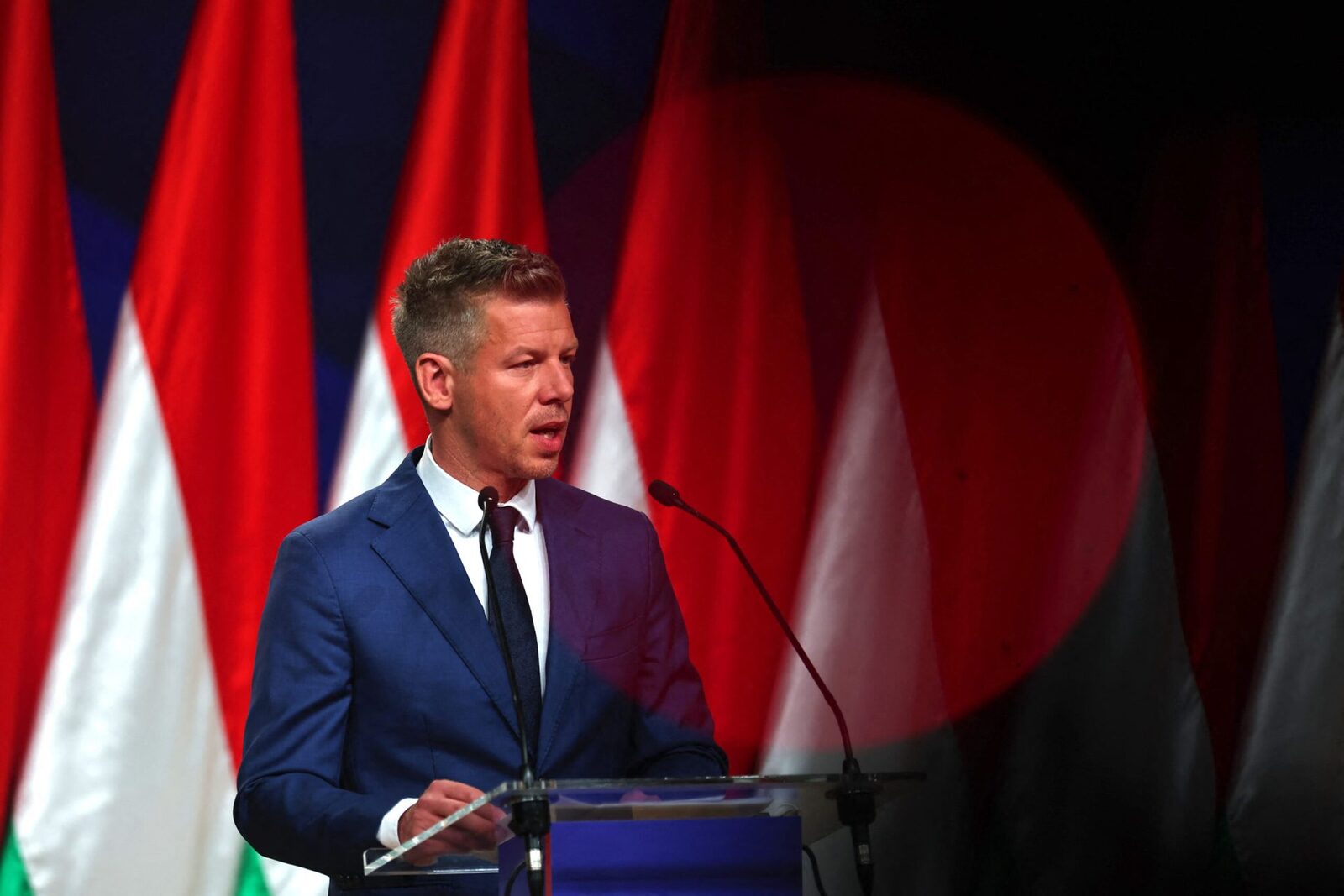 Magyar, interzis să vorbească pentru PPE în Parlamentul European: Ce se întâmplă în Ungaria?