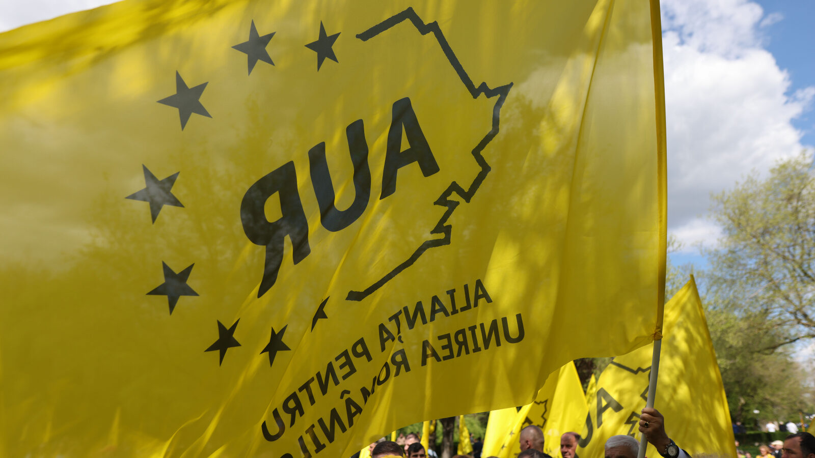 AUR acuză PSD de „dublă măsură” la vânzarea acțiunilor: „Teatru politic”