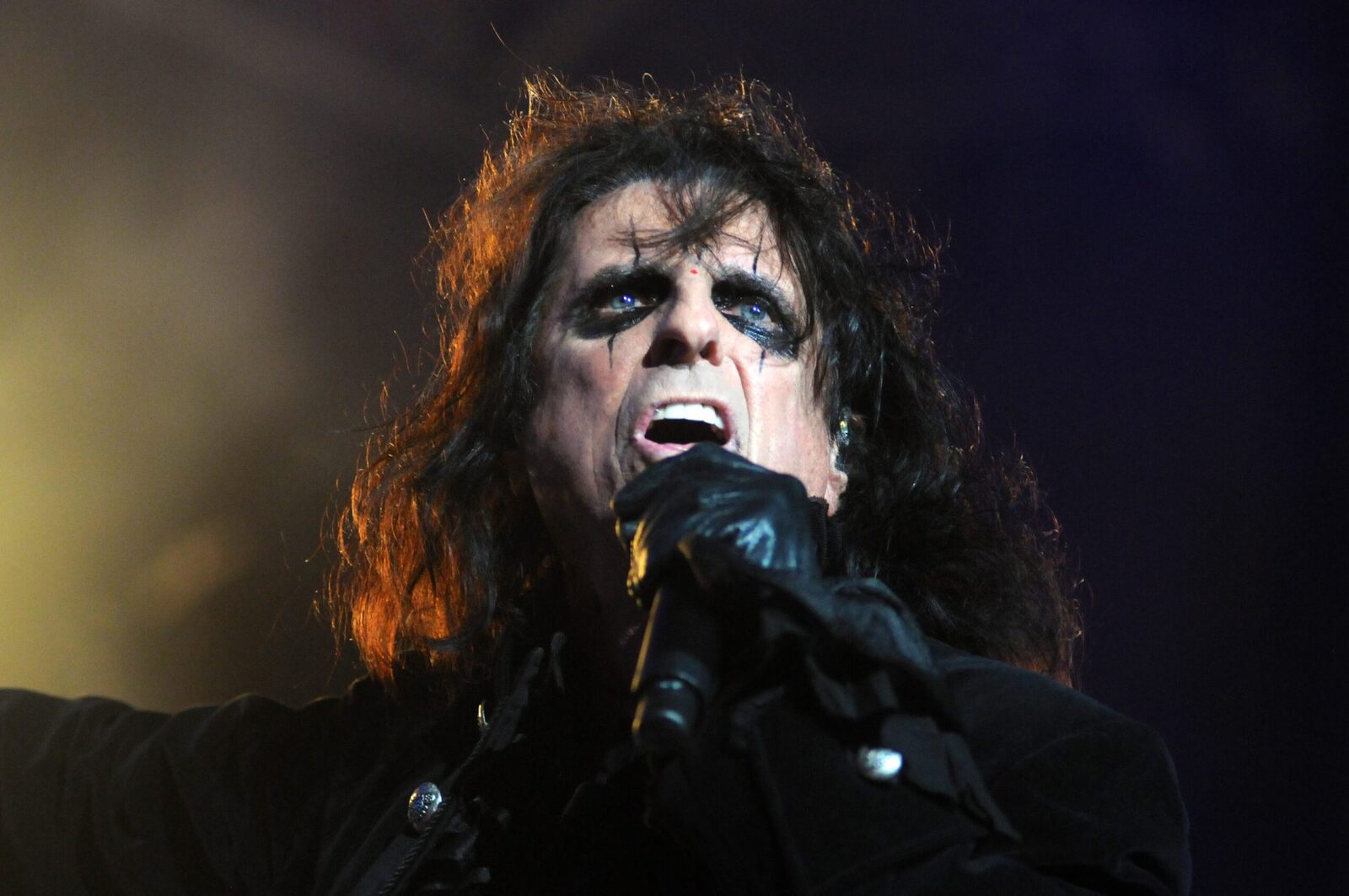 Alice Cooper, rock starul care a salvat Hollywood Sign de la ruină