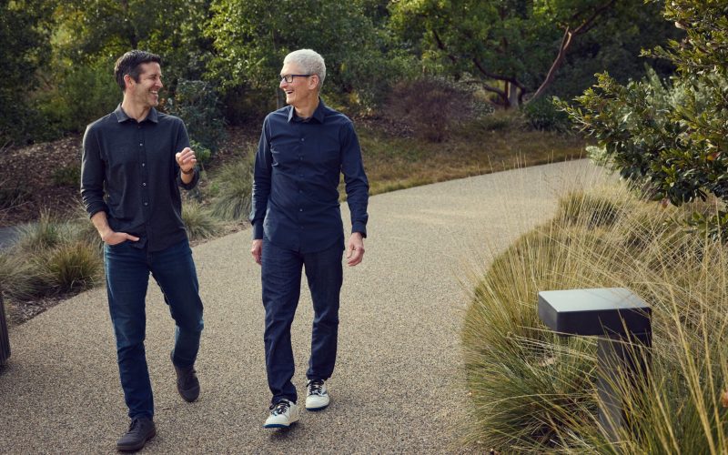Tim Cook redefinește Apple: Disciplină, nu imitație, pentru o creștere continuă