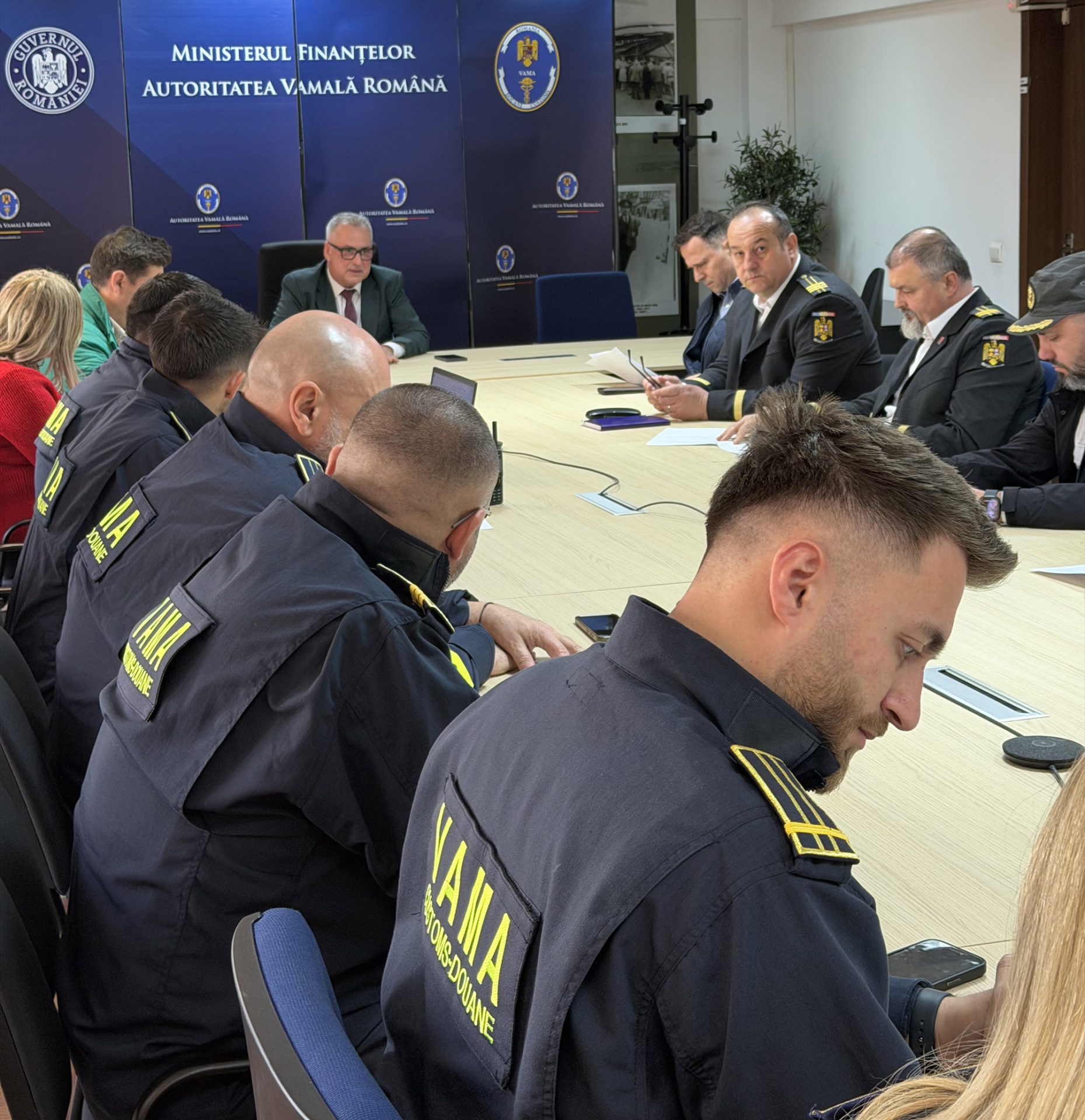 Avertisment la import: Controale A.V.R., ANAF și ANSVSA la comercianți