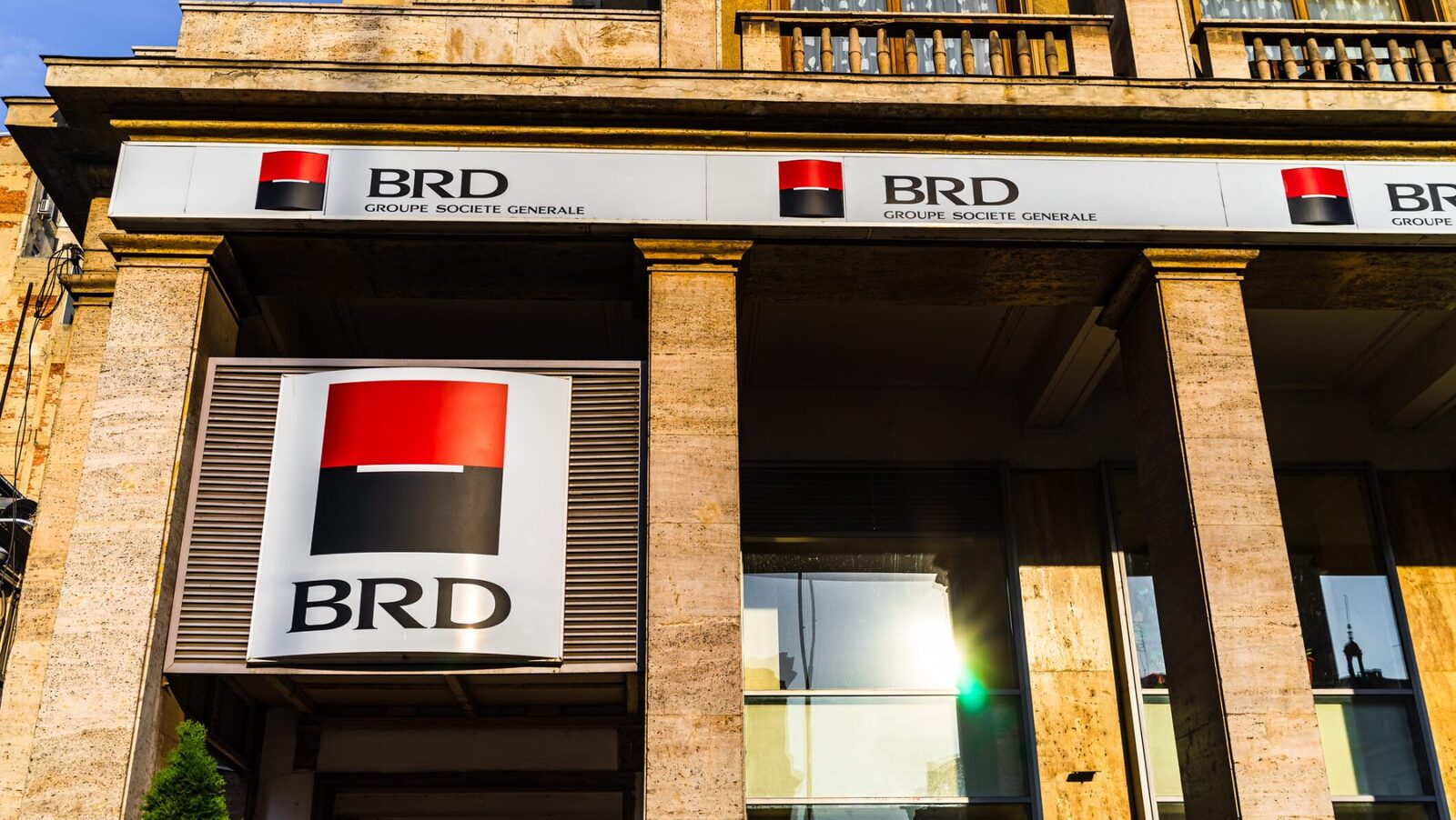 Beneficii pentru clienții BRD cu buletin cu cip: Ce primesc