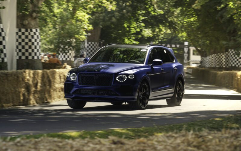 SUV-urile, inamicul gropilor: Experții arată cu degetul spre șoferi