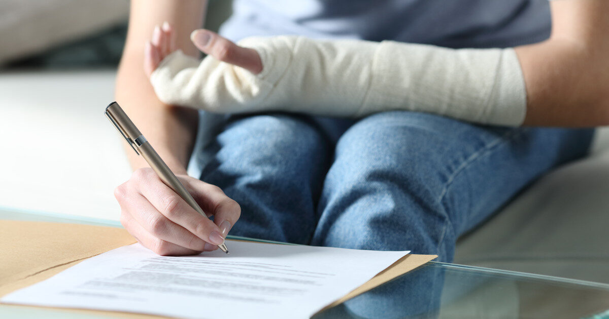 Control riguros asupra concediilor medicale: CNAS va putea verifica decizia medicilor și suspenda plata certificatelor suspecte