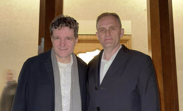 Nicușor Dan, la mănăstire cu șeful PSD Prahova de Vinerea Mare