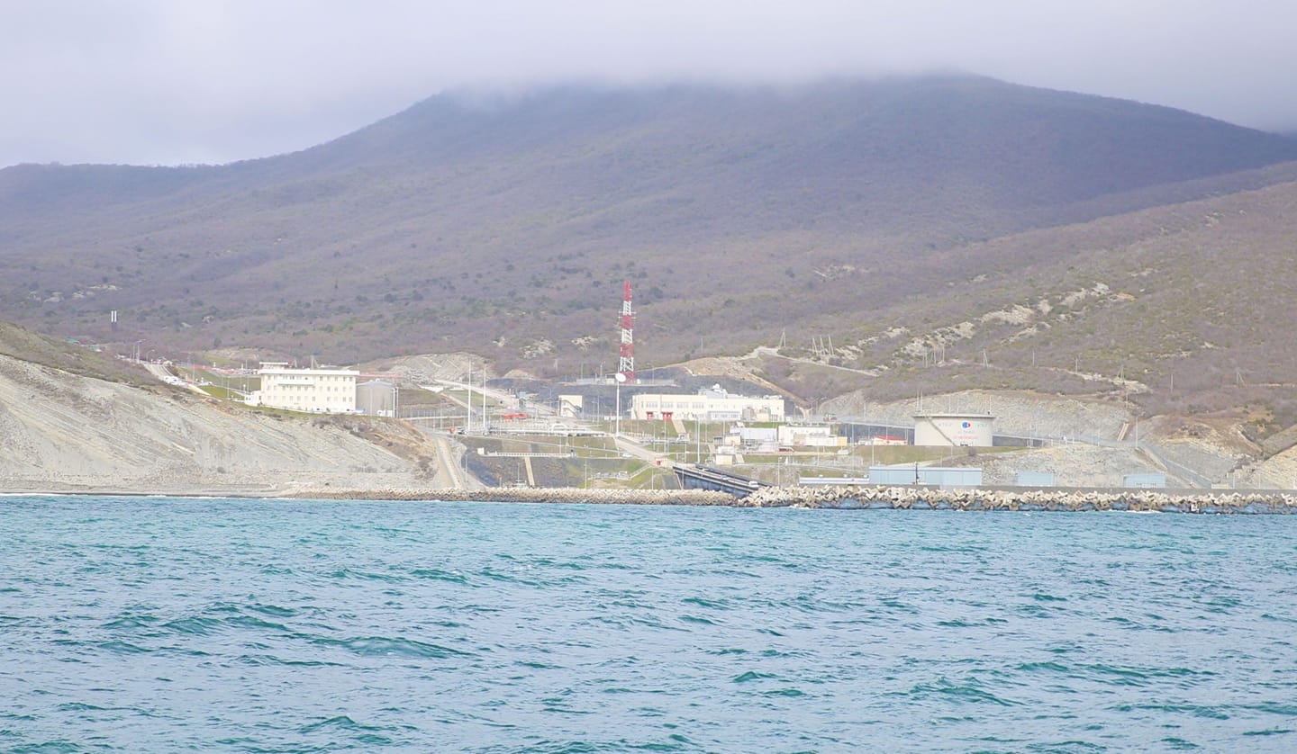 Rușii acuză: Ucraina, cu drone, a lovit un terminal petrolier de la marea neagră