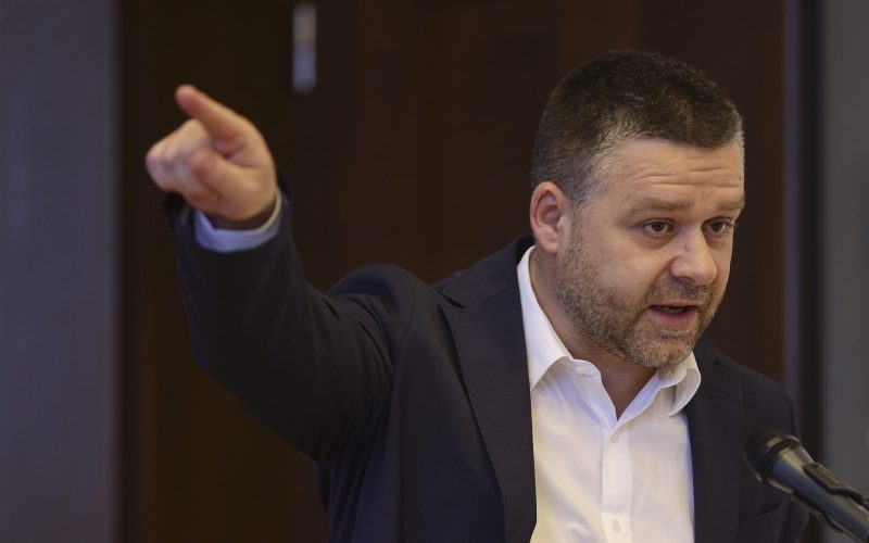 Declarații de susținere, simple vorbe? Analizăm sprijinul „de fațadă”