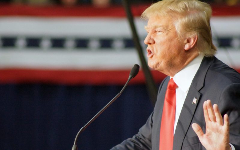 Iranul nu renunță la nuclear, Trump avertizează: „Niciodată armă!”