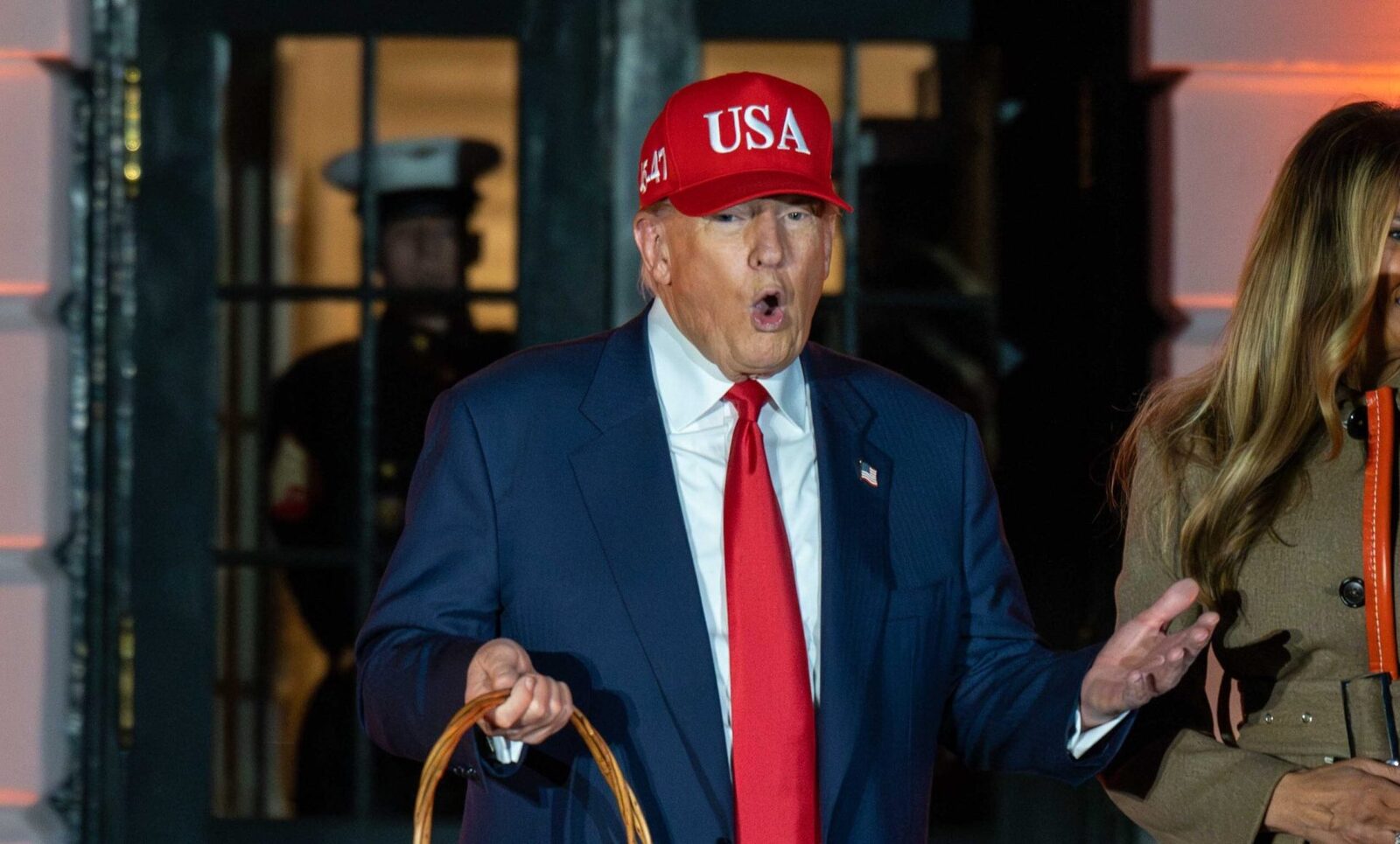 Trump, armistițiu-șoc în Iran: Două săptămâni de pauză. Israelul, pe jar. Ce rol are Pakistanul?