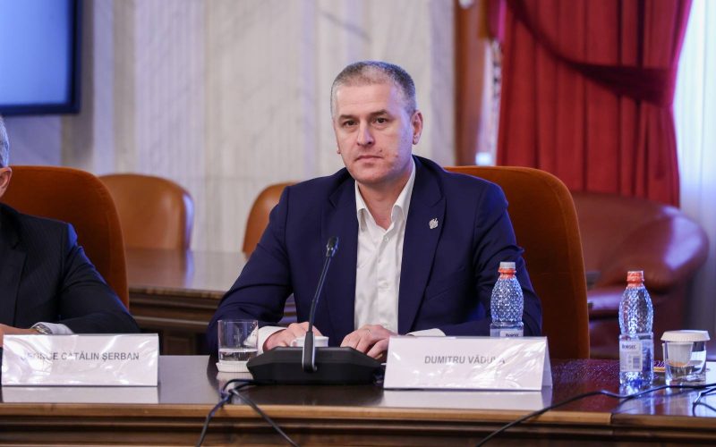 Văduva (USR) sesizează Ministerul Muncii și ANI pe șeful ITM București