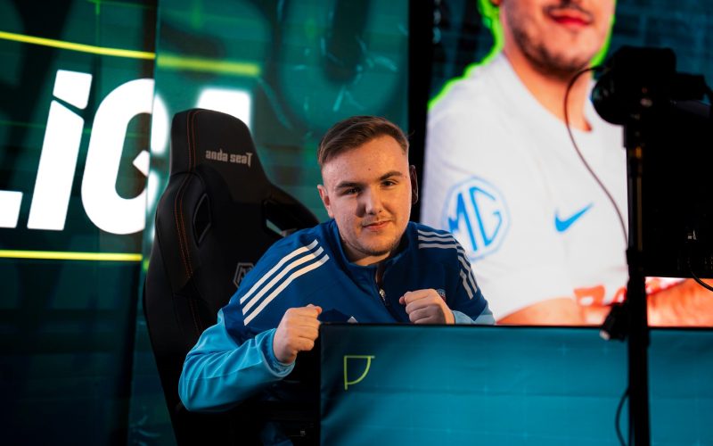 ESuperliga la București: 8 echipe virtuale se bat la Circul Metropolitan!