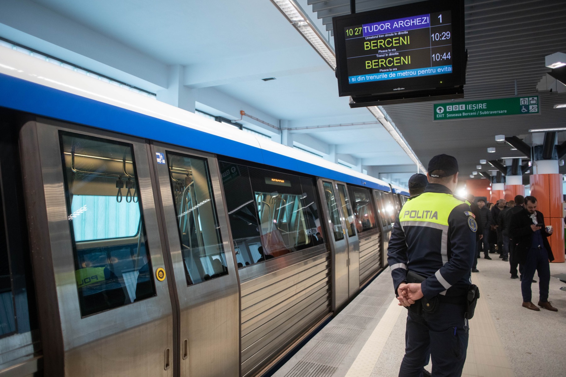 Metrorex vrea 7 lei biletul de metrou! Ministrul transporturilor analizează propunerea