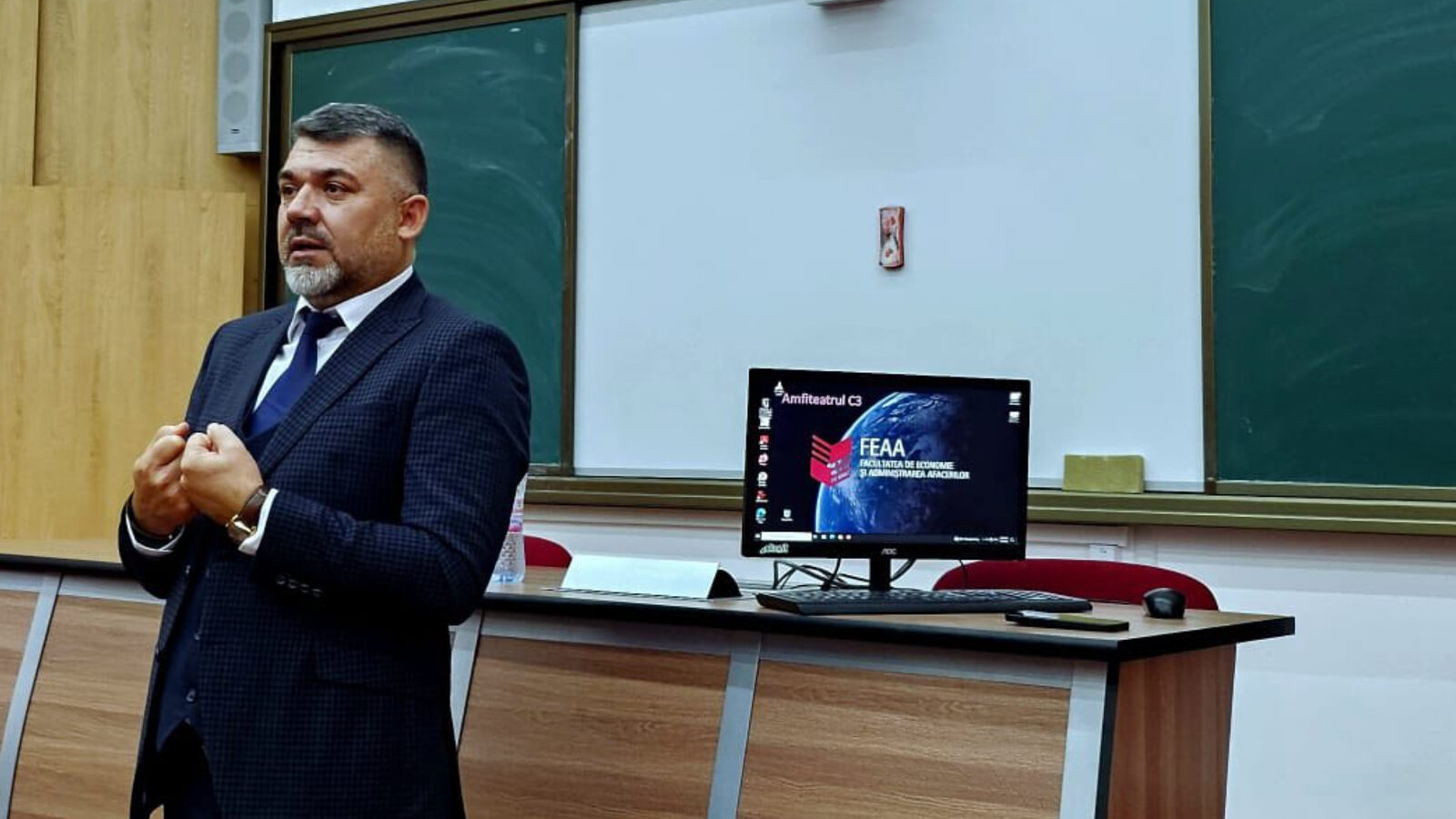 Șeful ITM București, dat afară după ce a venit cu Lamborghini la muncă | AUDIO