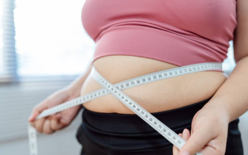 Grăsime sau apă? Cum scapi de kilogramele puse după Paște