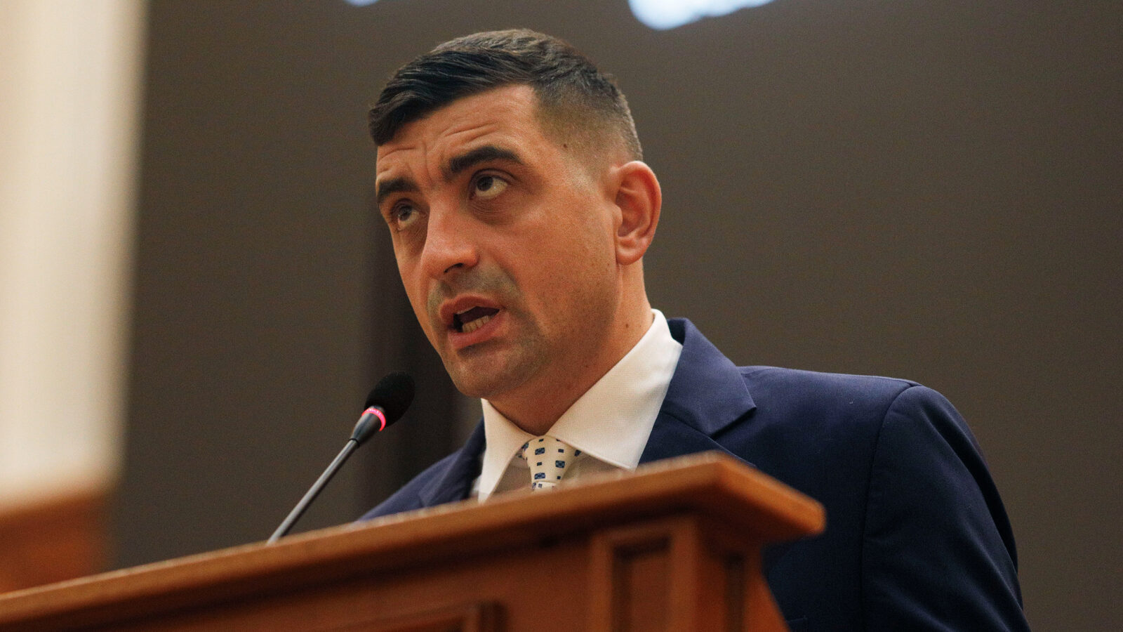 Simion, ultimatum pentru negocieri: AUR pune condiții în Parlament