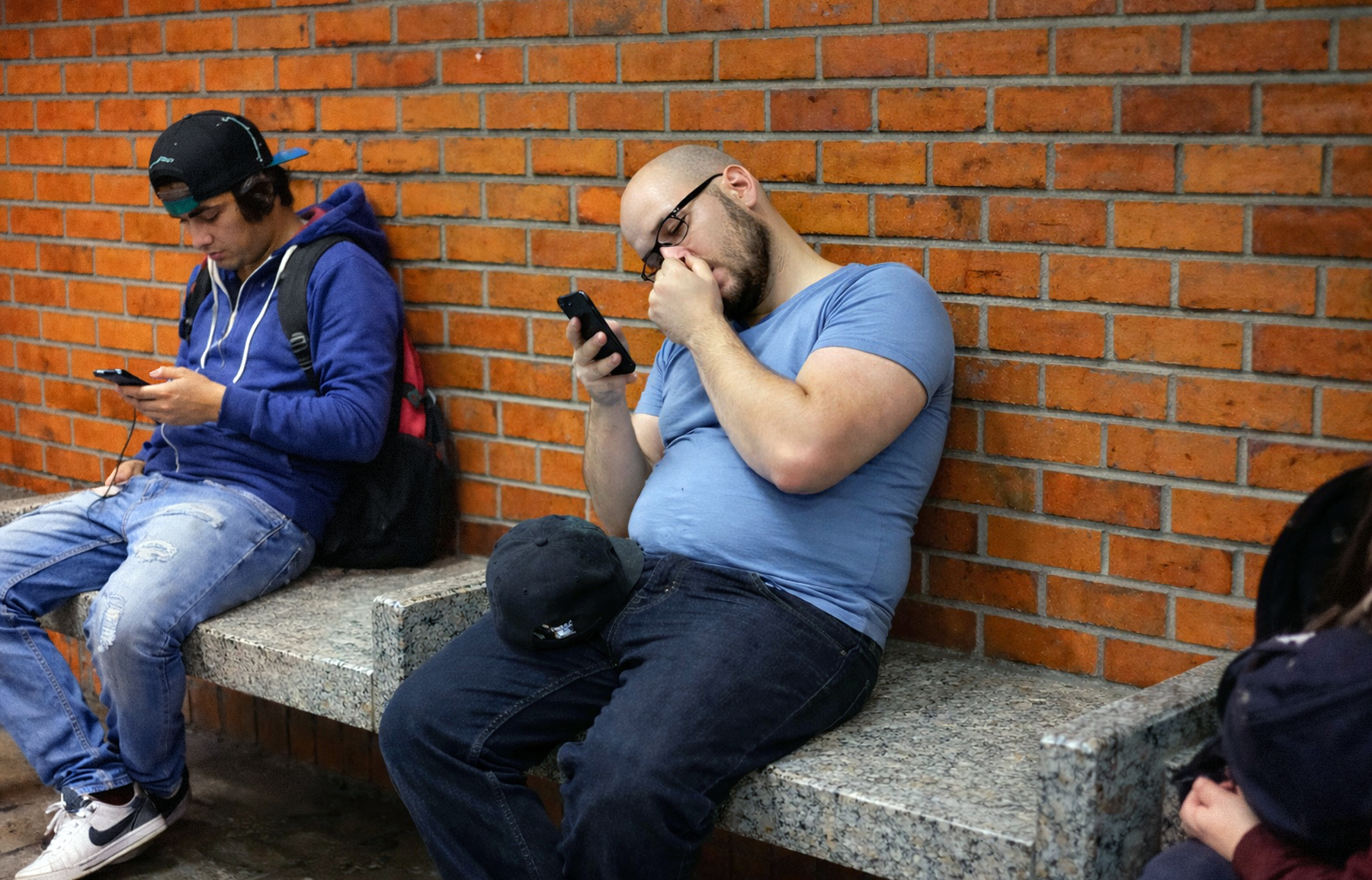 Gestul banal ascunde un pericol: Legătura surprinzătoare cu Alzheimer