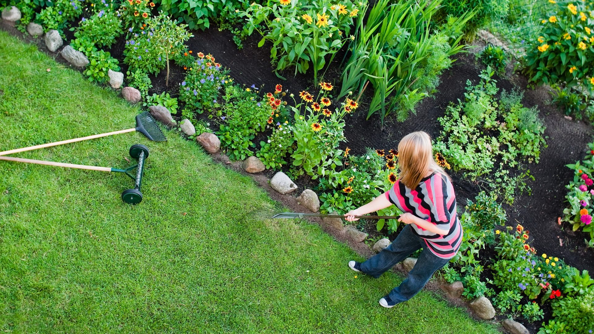 Paște amar în Germania: Românii, limitați în propria curte