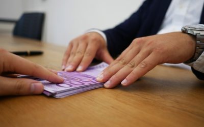 EXCLUSIV Guvernul taie rezerva de valută de la Ministerul Finanțelor cu 2 miliarde de euro, astfel încât împrumuturile din 2026 să nu fie peste nivelul de anul trecut