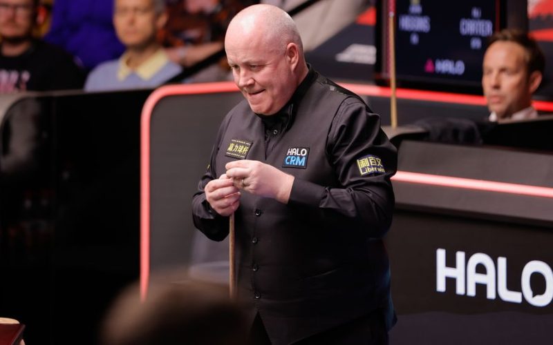 Higgins Maintains First Round Winning Streak