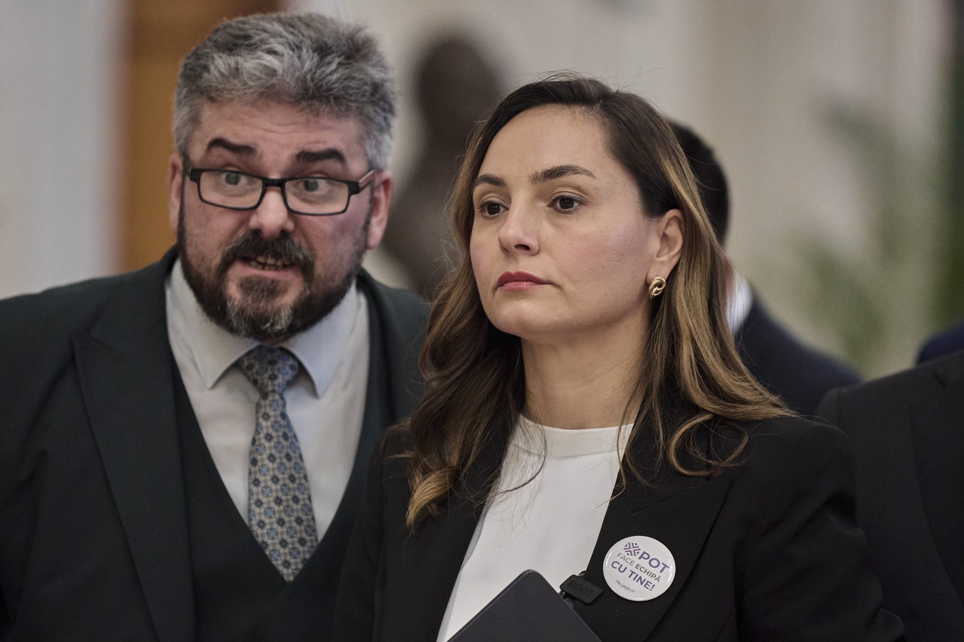 AUR, sos și pot cer abrogarea legilor anti-legionare și anti-semite