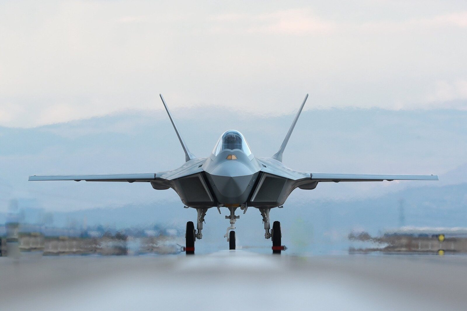 Canada vrea să intre în proiectul aviatic britanic, italian și japonez