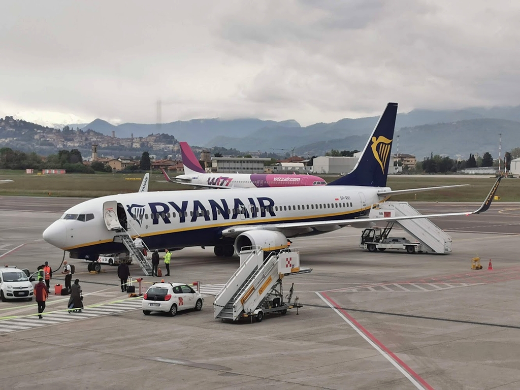 Ryanair și Lufthansa scumpesc biletele