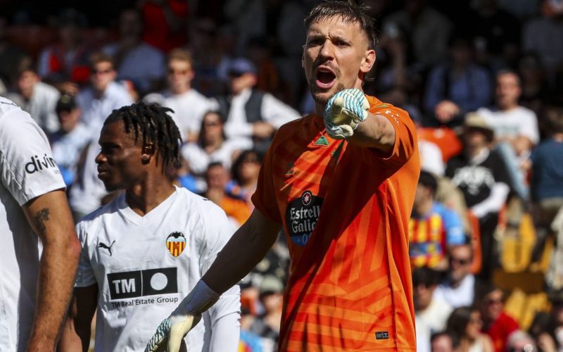 Ionuț Radu joacă ACUM în sferturile Europa League! Freiburg - Celta Vigo, Bologna - Aston Villa și Porto - Nottingham Forest