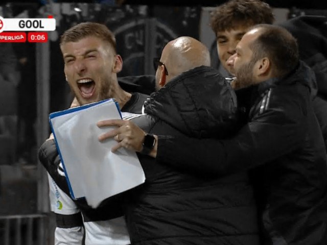 „U” Cluj – Craiova, 2-0: Lukic, pe tabelă! Oltenii, în inferioritate numerică!