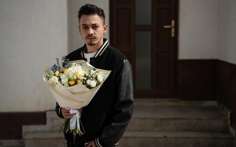 Juno lansează Destine cu parfum de lavandă, piesa care poartă numele spin-off-ului serialului original de la Antena 1, care are premiera astăzi, de la 20.30