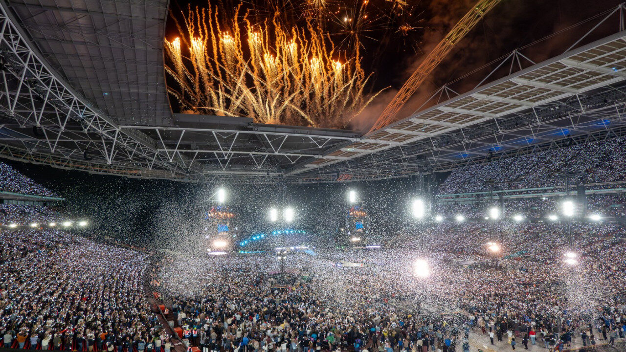Spectacol SuperBowl la Mondial: Pauză incendiară cu show special