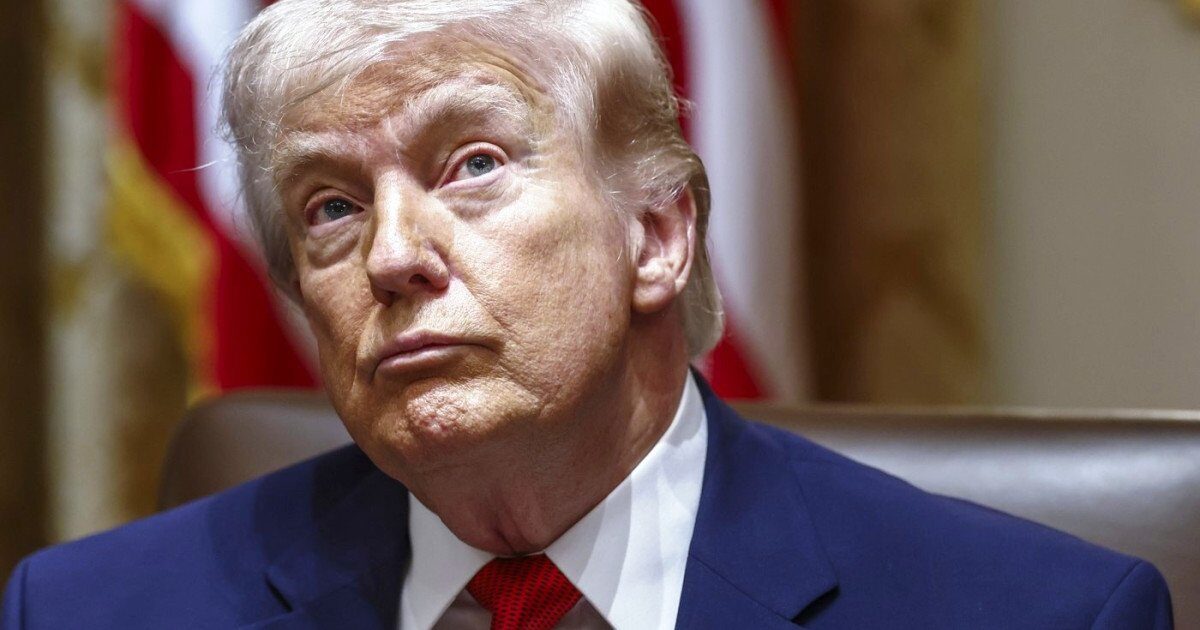 Trump adâncește criza: Blocada riscă să inflameze Golful și să scumpească petrolul