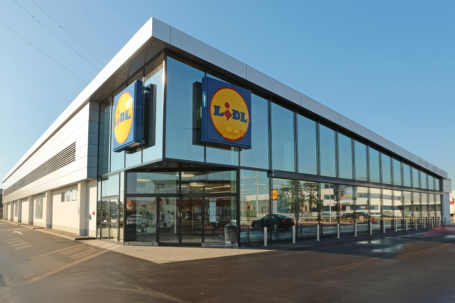 Cumpărături de paște: Te întorci cu 50 lei dacă folosești lidl plus