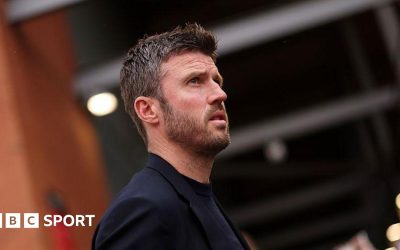 Premier League LIVE: Manchester United vs Leeds United - score, text commentary, preview, team news, stats & head-to-head